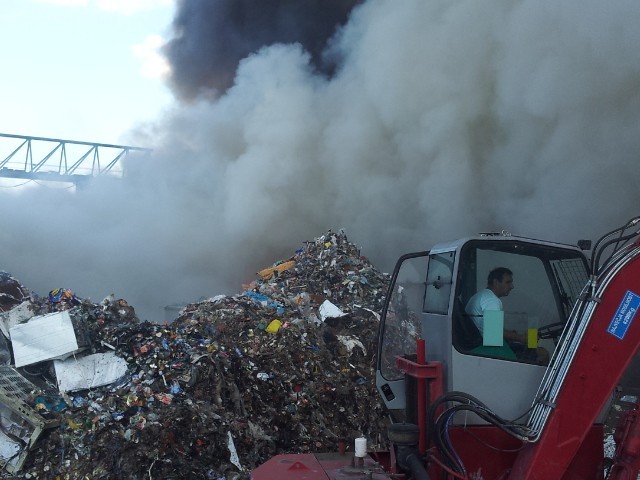 Velik požar v Gorenje Surovini - slika 13