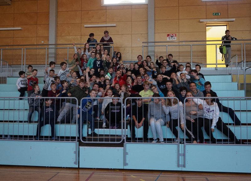 OBVESTILO O MENJAVI LASTNIŠTVA