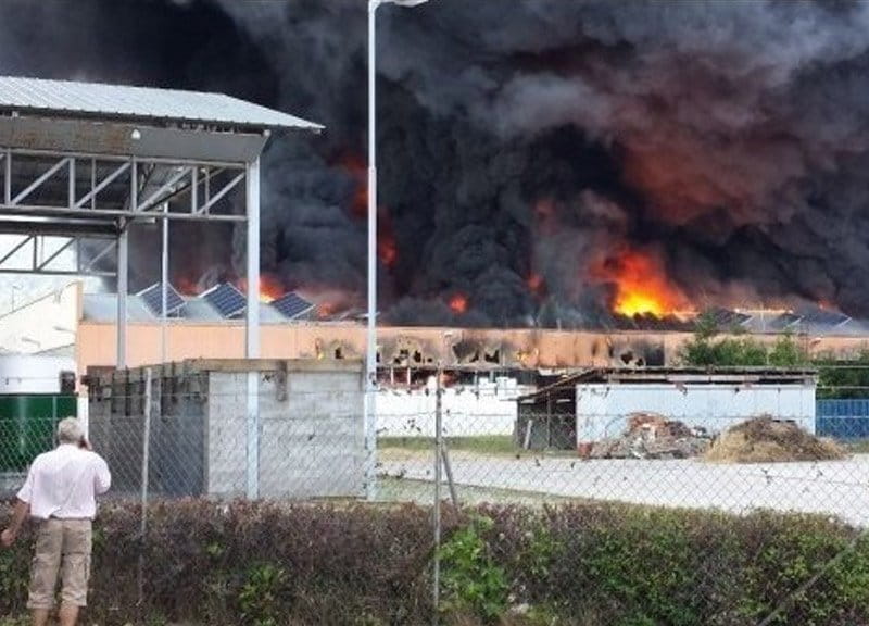 Velik požar v Gorenje Surovini