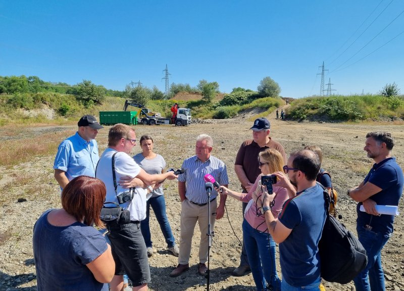 Zaključuje se največja državna sanacija nepravilno odloženih gum v Kidričevem