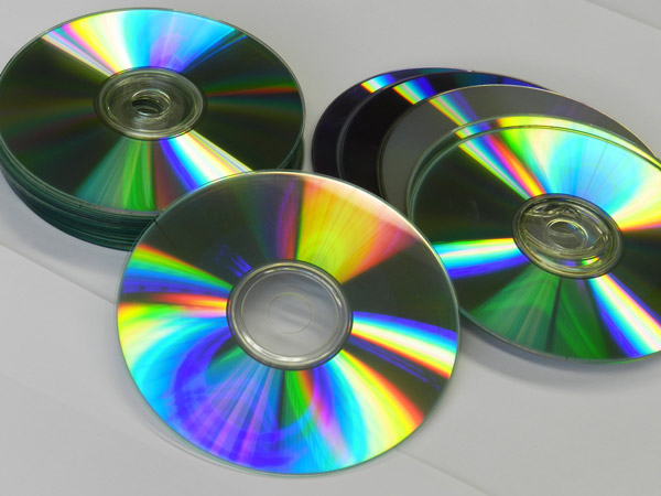 CDs, DVDs, Blue Ray and other optical media